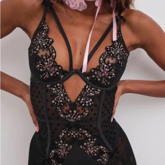 New! For Love and Lemons Caprice Bow Detail Teddy Black 31608 - Picture 5 of 15